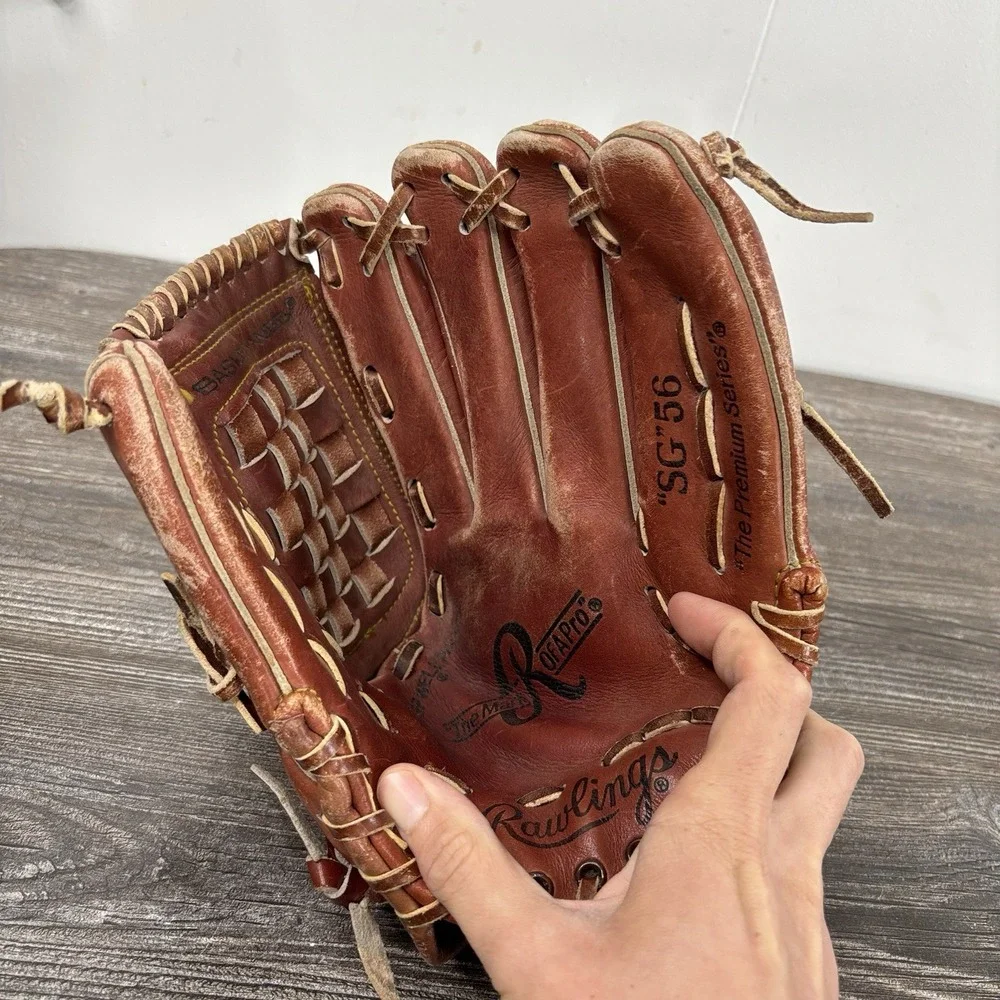 Rawlings has signs